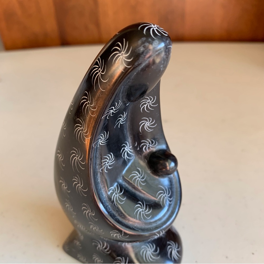 Carved Black Soapstone Mother and Child Figurine “Clocked in Stars” Kenya - Picture 8 of 9